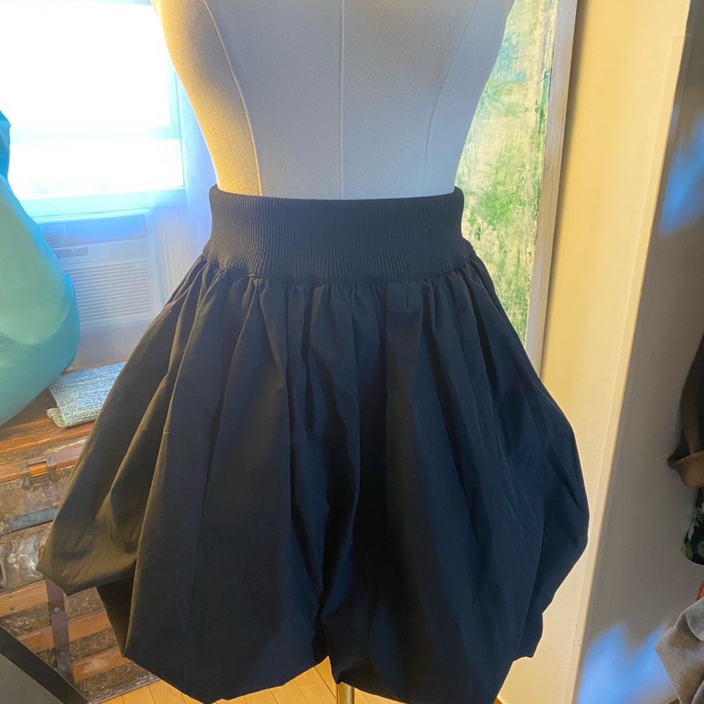 Astr The Label Black Bubble Skirt